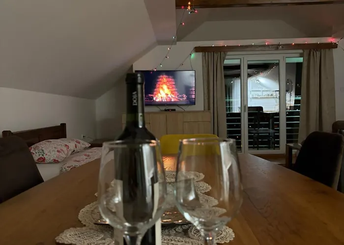 Petra Kamenica * Kamanc